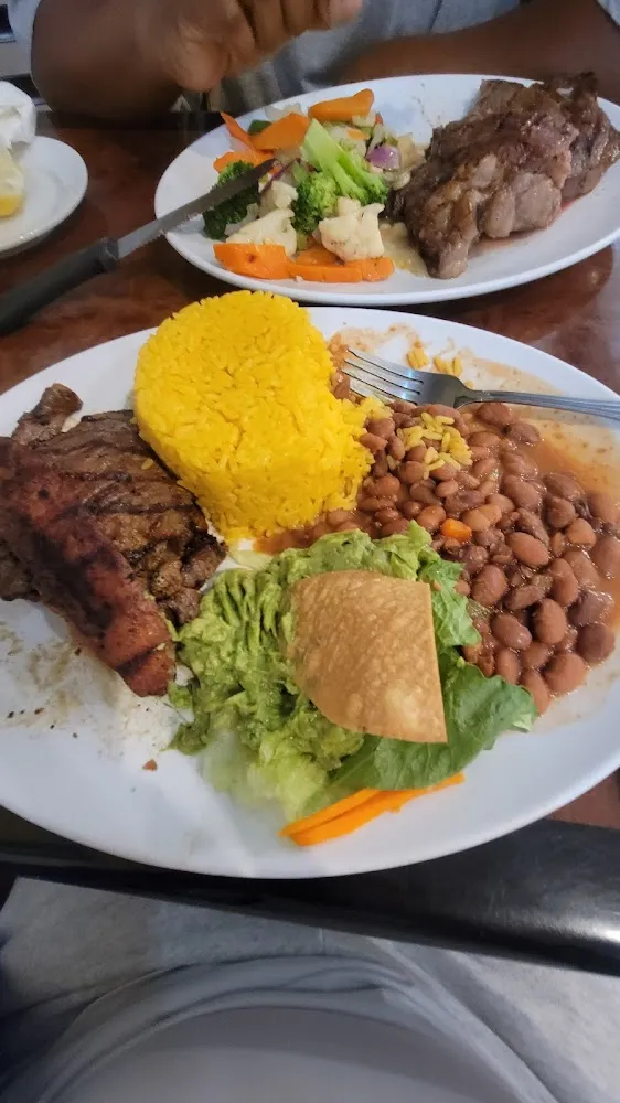 Red Beans Yellow Rice Avocado & Steak